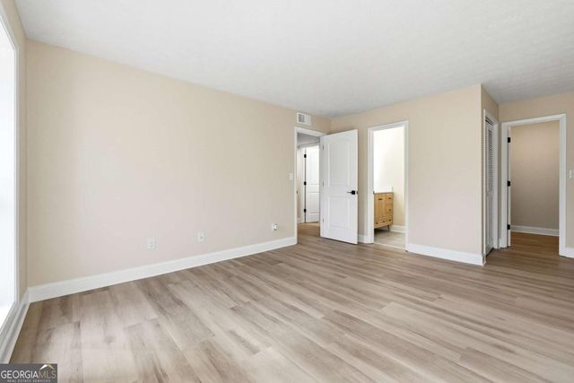 109 Cumberland Court SE, Smyrna, GA 30080