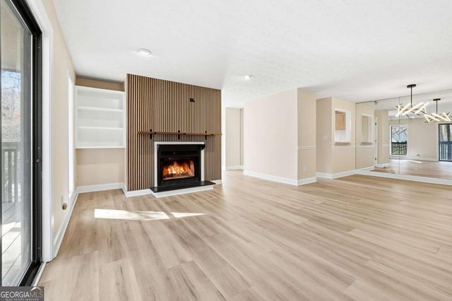 109 Cumberland Court SE, Smyrna, GA 30080