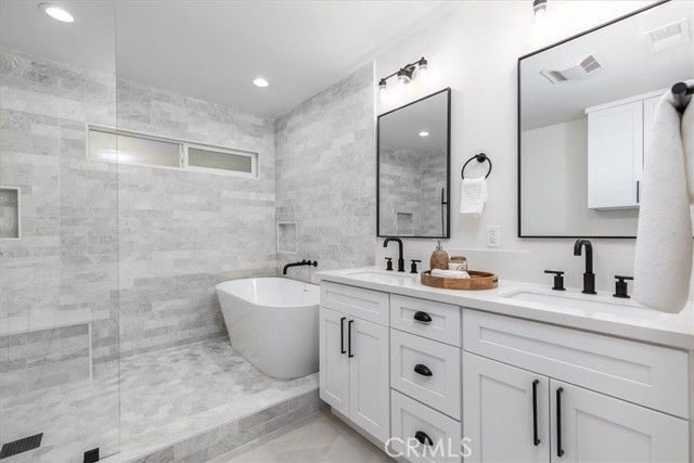 4793 Excelente Drive, Woodland Hills (los Angeles), CA 91364