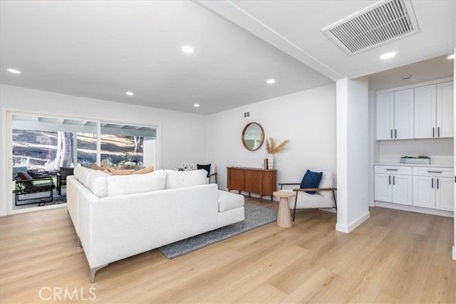 4793 Excelente Drive, Woodland Hills (los Angeles), CA 91364