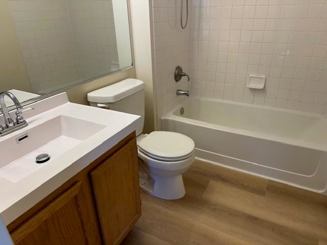 1217 Regent Drive, Mundelein, IL 60060