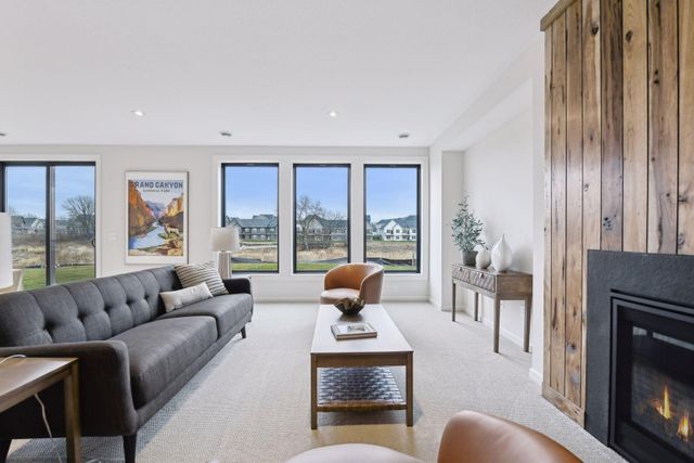 4589 Sunset Lane, Excelsior, MN 55331