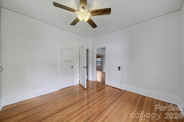 1638 Longfellow Street, Charlotte, NC 28205