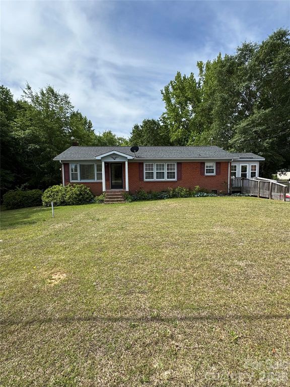 1100 Old Lilesville Road, Wadesboro, NC 28170