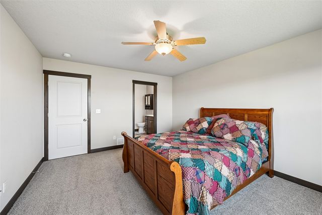 516 Prairie Hill Drive, Atkins, IA 52206
