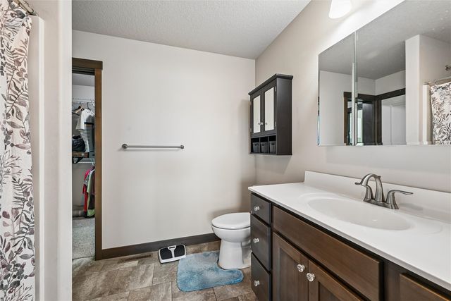 516 Prairie Hill Drive, Atkins, IA 52206