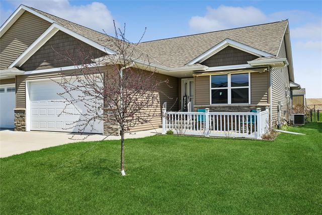 516 Prairie Hill Drive, Atkins, IA 52206