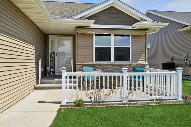 516 Prairie Hill Drive, Atkins, IA 52206