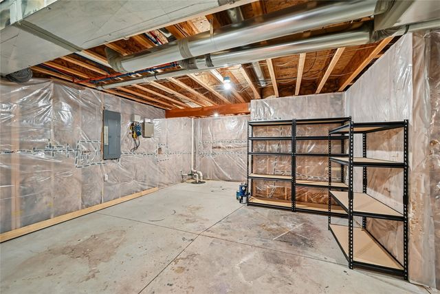 516 Prairie Hill Drive, Atkins, IA 52206