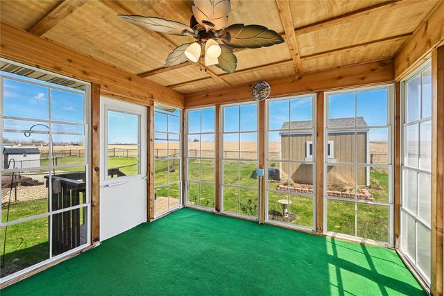 516 Prairie Hill Drive, Atkins, IA 52206