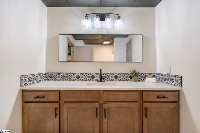 208 Eastland Drive, Greer, SC 29651