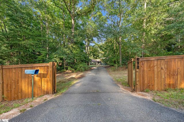 208 Eastland Drive, Greer, SC 29651