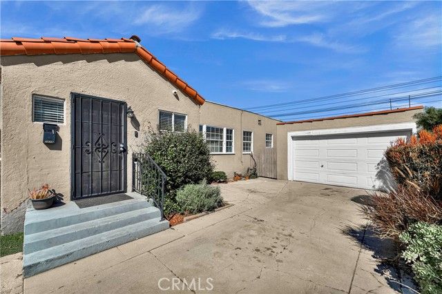 1515 E Walnut Way, Long Beach, CA 90813