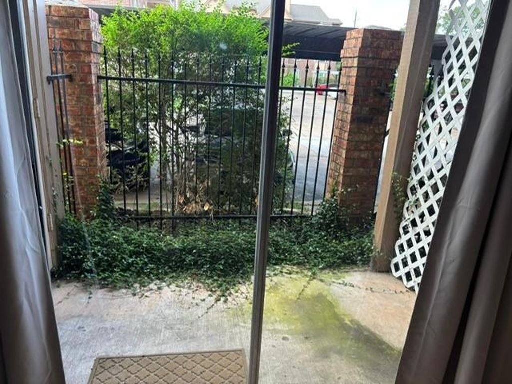 2121 Hepburn Street 707, Houston, TX 77054