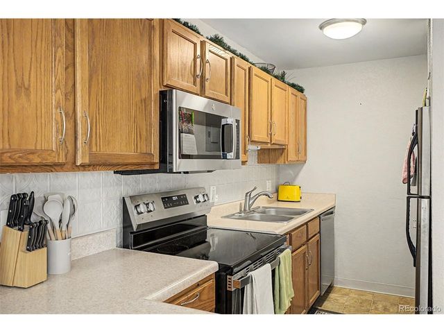 857 S Van Gordon Ct D205, Lakewood, CO 80228