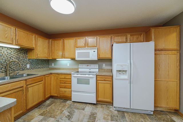 17257 Marshfield Lane, Prior Lake, MN 55372