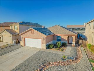 9421 Dragon Tree Drive, Hesperia, CA 92344