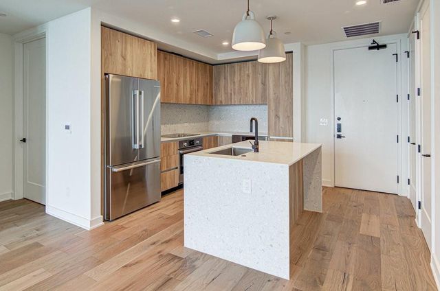 84 East Ave 3003, Austin, TX 78701