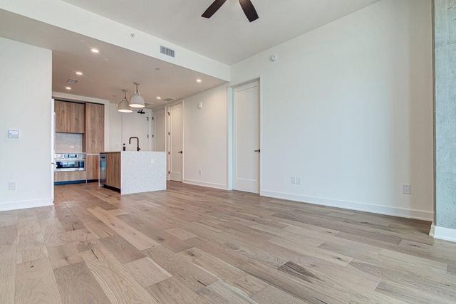 84 East Ave 3003, Austin, TX 78701