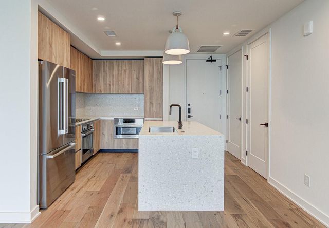 84 East Ave 3003, Austin, TX 78701