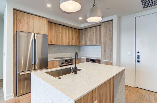 84 East Ave 3003, Austin, TX 78701