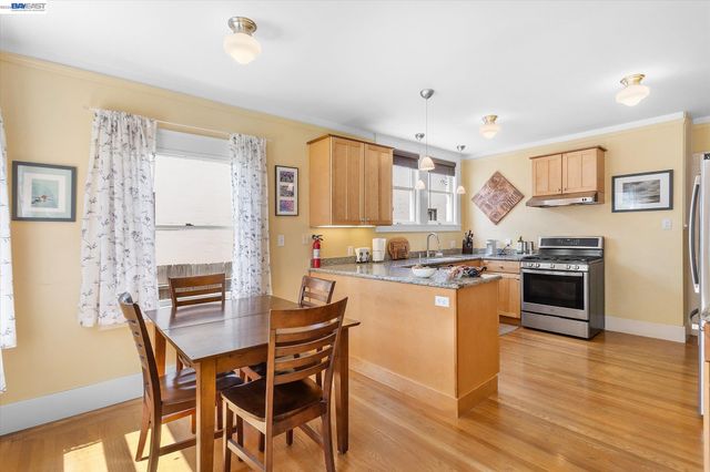 1610 Pacific Ave., Alameda, CA 94501