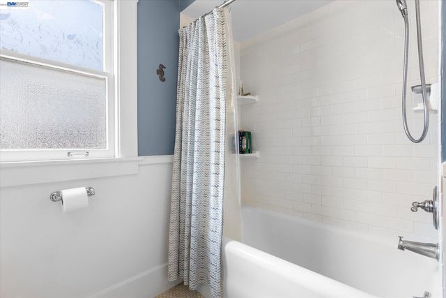 1610 Pacific Ave., Alameda, CA 94501