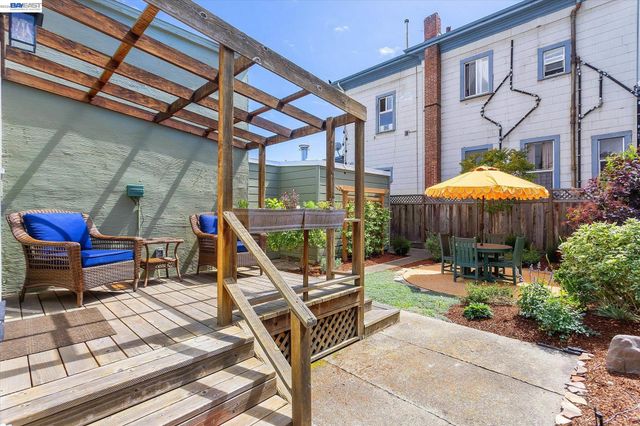 1610 Pacific Ave., Alameda, CA 94501