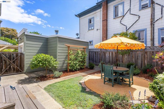 1610 Pacific Ave., Alameda, CA 94501