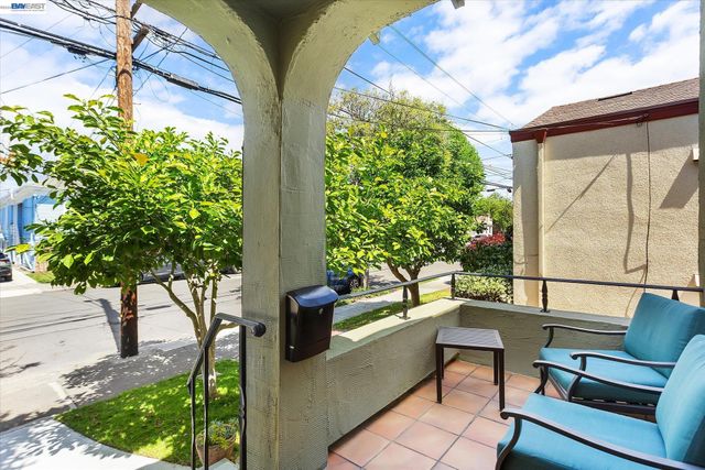 1610 Pacific Ave., Alameda, CA 94501