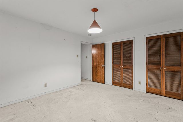905 Easton Place, Dallas, TX 75218