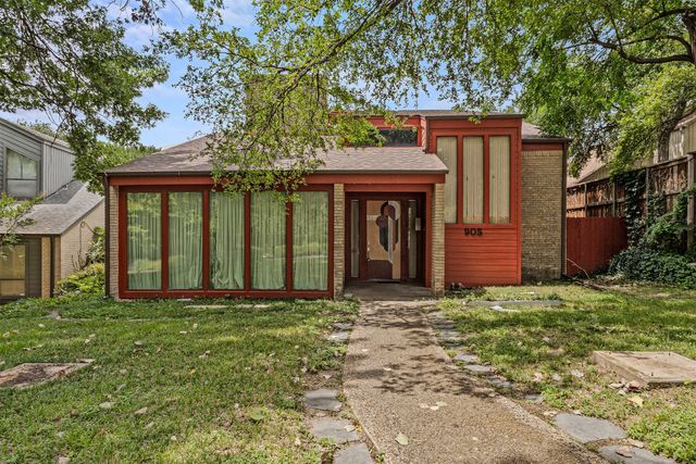 905 Easton Place, Dallas, TX 75218