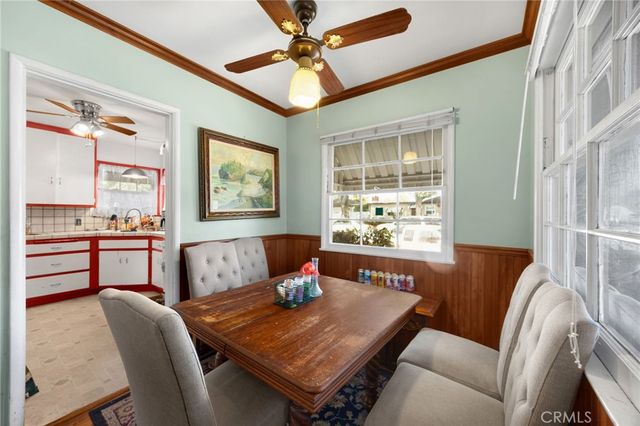 1517 W Borchard Avenue, Santa Ana, CA 92704