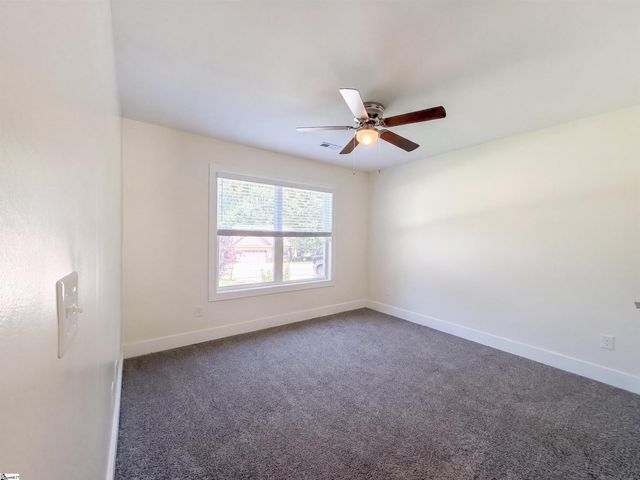 155 Eagle Ridge Drive, Chesnee, SC 29323