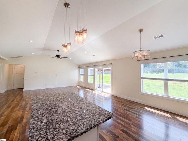 155 Eagle Ridge Drive, Chesnee, SC 29323