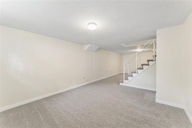 510 SE 21st Street, Oak Grove, MO 64075