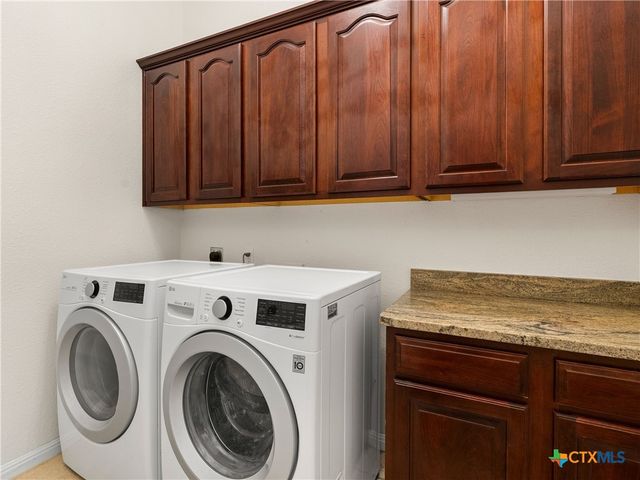 837 Lakeview Trail, Other, TX 78123