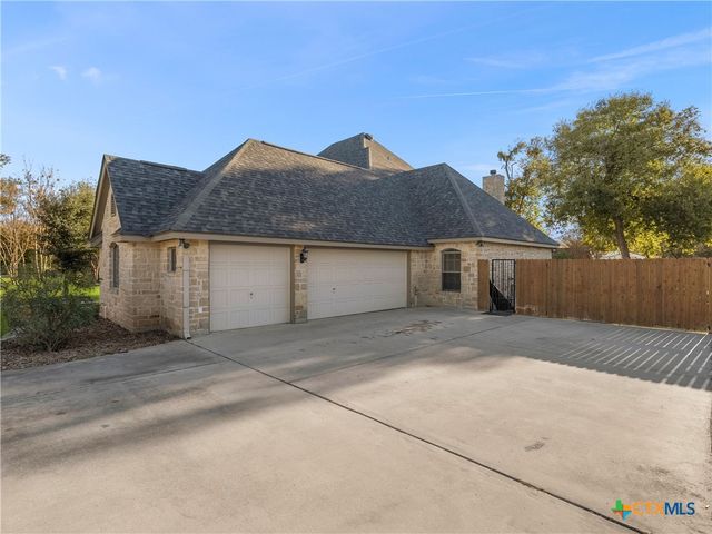 837 Lakeview Trail, Other, TX 78123