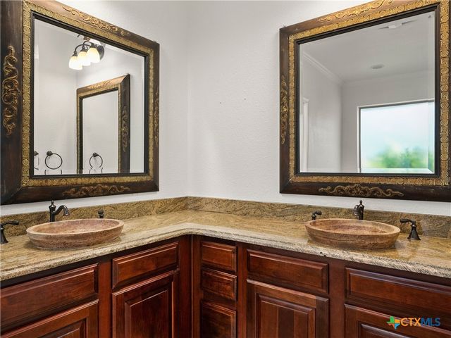 837 Lakeview Trail, Other, TX 78123