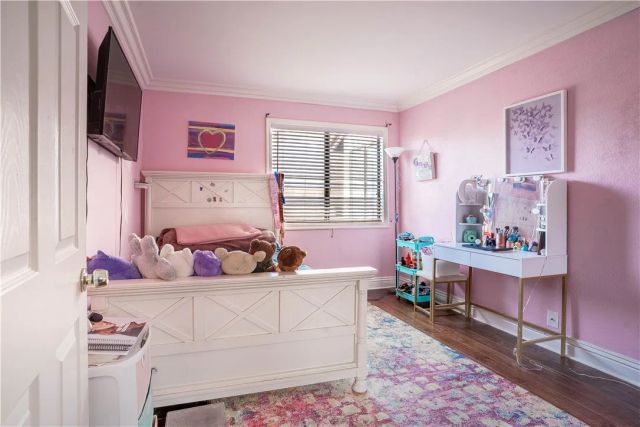 19052 E Country, Orange, CA 92869