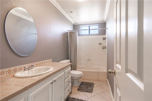 19052 E Country, Orange, CA 92869