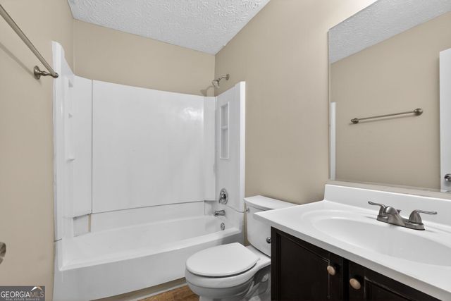 115 Belmont Farms Drive, Ellenwood, GA 30294