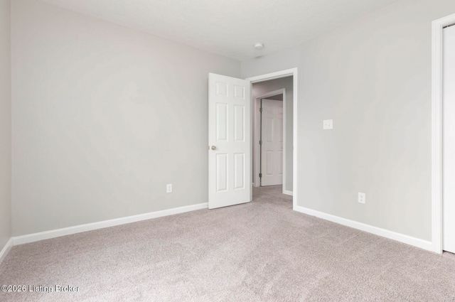 205 Tecumseh Dr, Shepherdsville, KY 40165