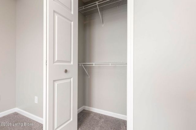 205 Tecumseh Dr, Shepherdsville, KY 40165