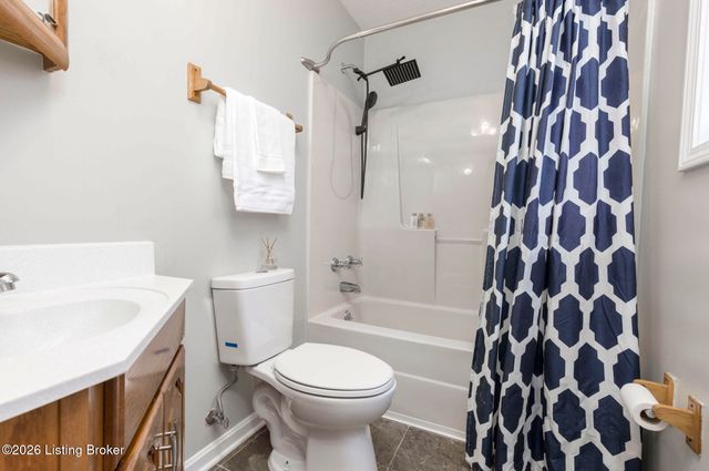 205 Tecumseh Dr, Shepherdsville, KY 40165