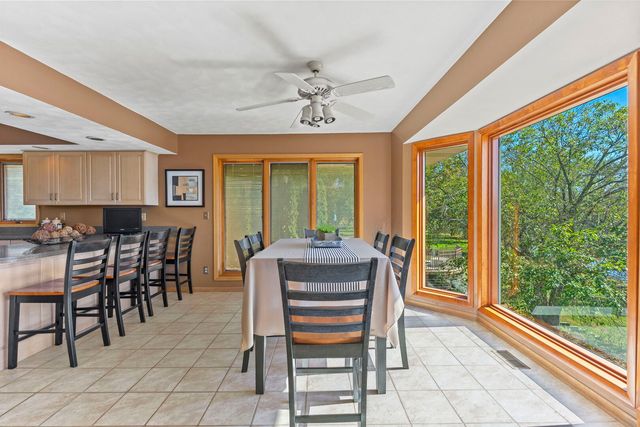 9802 RIVER BEND Drive, Roscoe, IL 61073