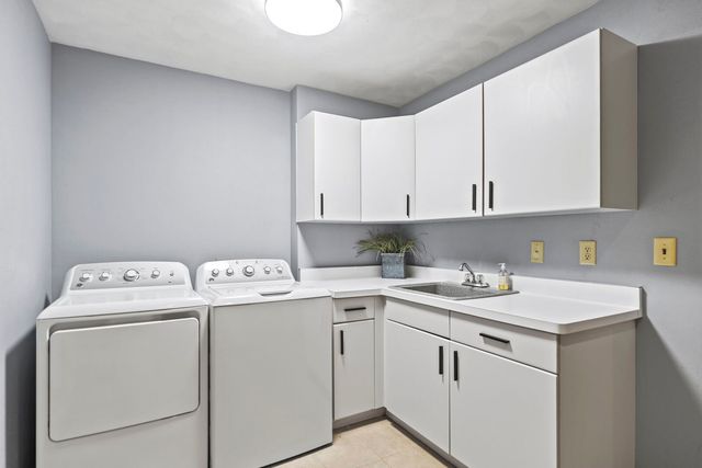 9802 RIVER BEND Drive, Roscoe, IL 61073