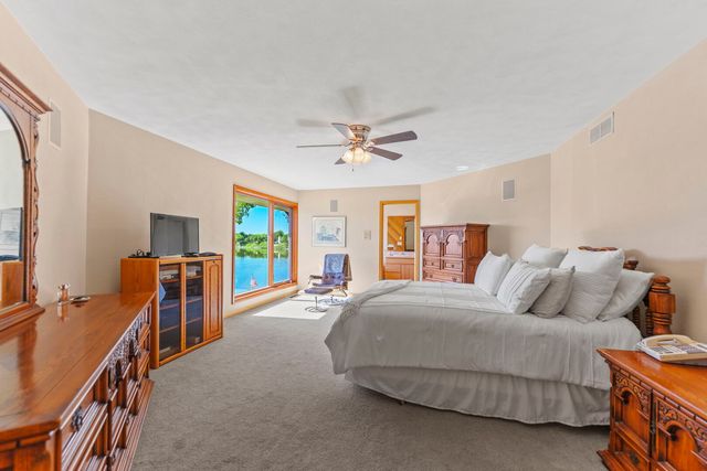 9802 RIVER BEND Drive, Roscoe, IL 61073