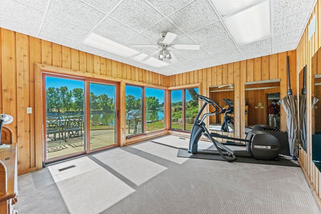 9802 RIVER BEND Drive, Roscoe, IL 61073