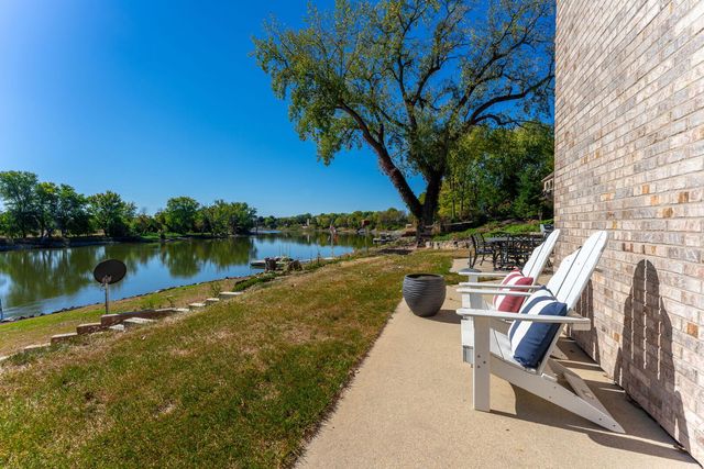 9802 RIVER BEND Drive, Roscoe, IL 61073